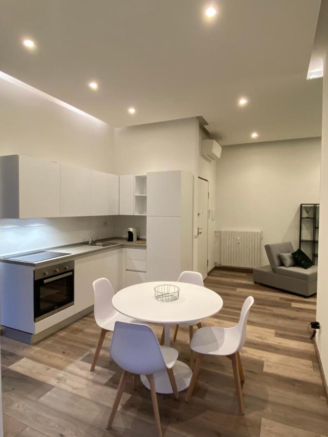Suite Boutique Moscova Milano Exterior foto