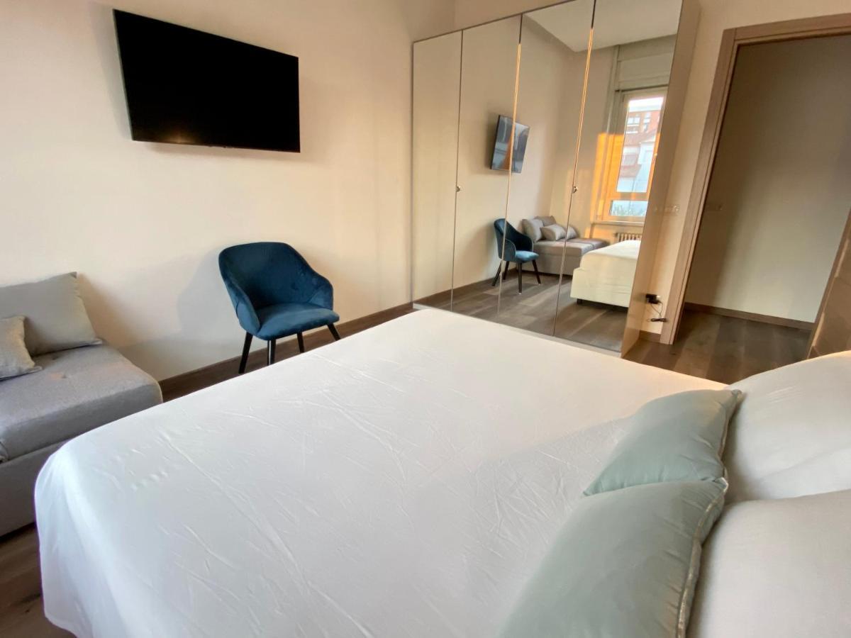 Suite Boutique Moscova Milano Exterior foto