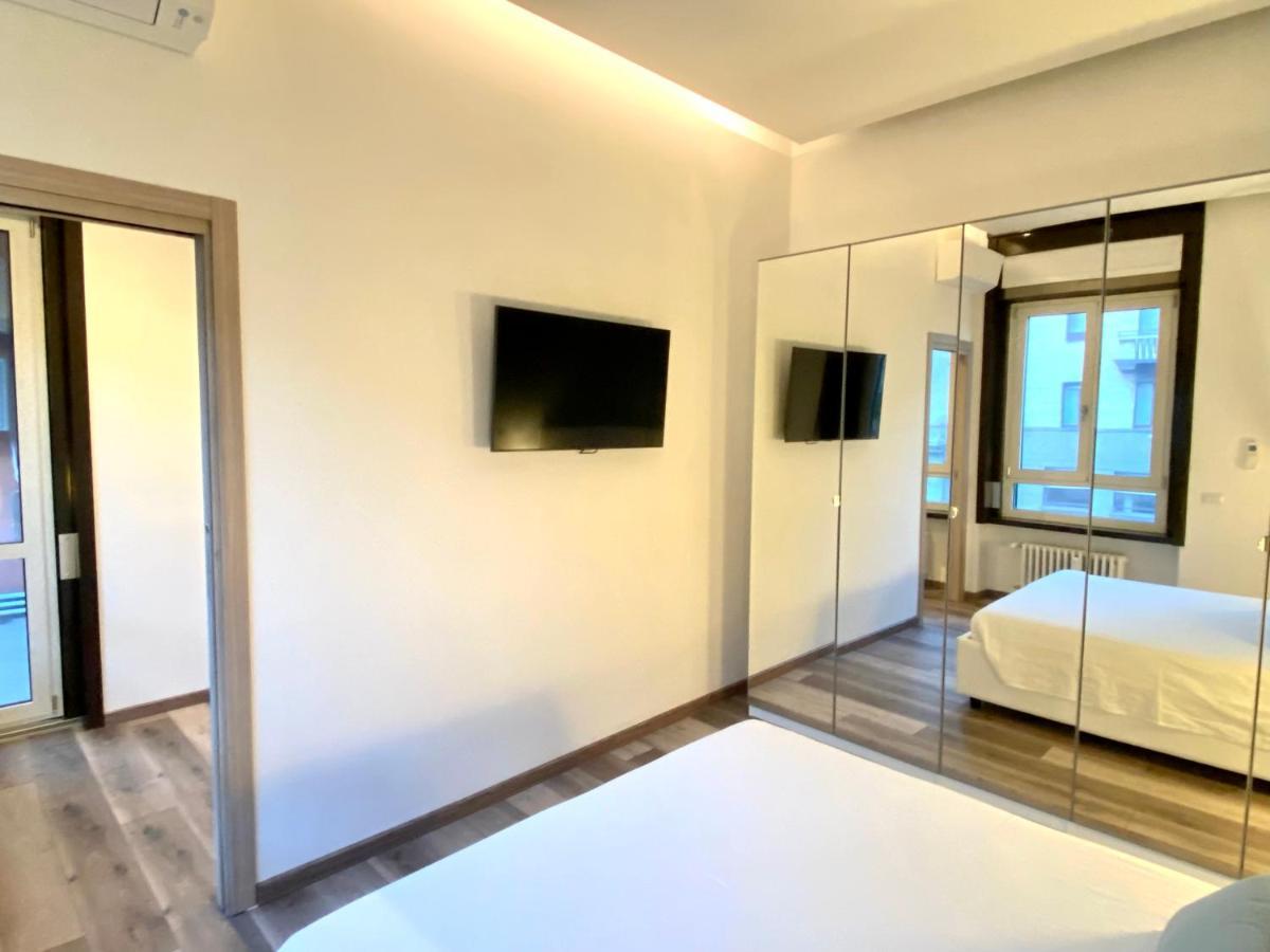 Suite Boutique Moscova Milano Exterior foto
