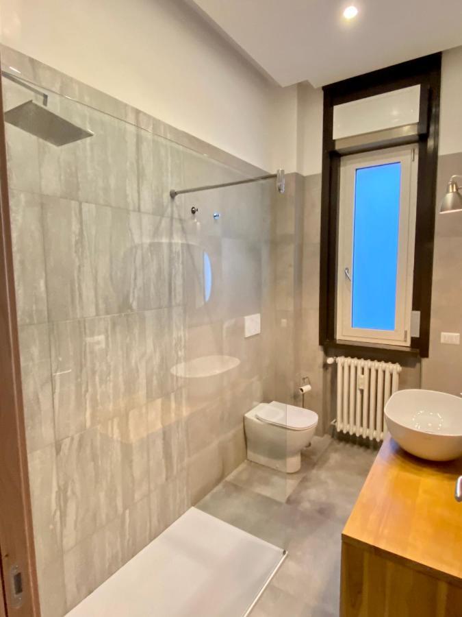 Suite Boutique Moscova Milano Exterior foto